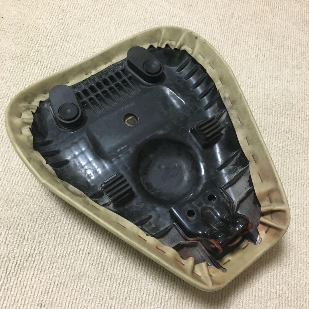 スーパーカブ　シート