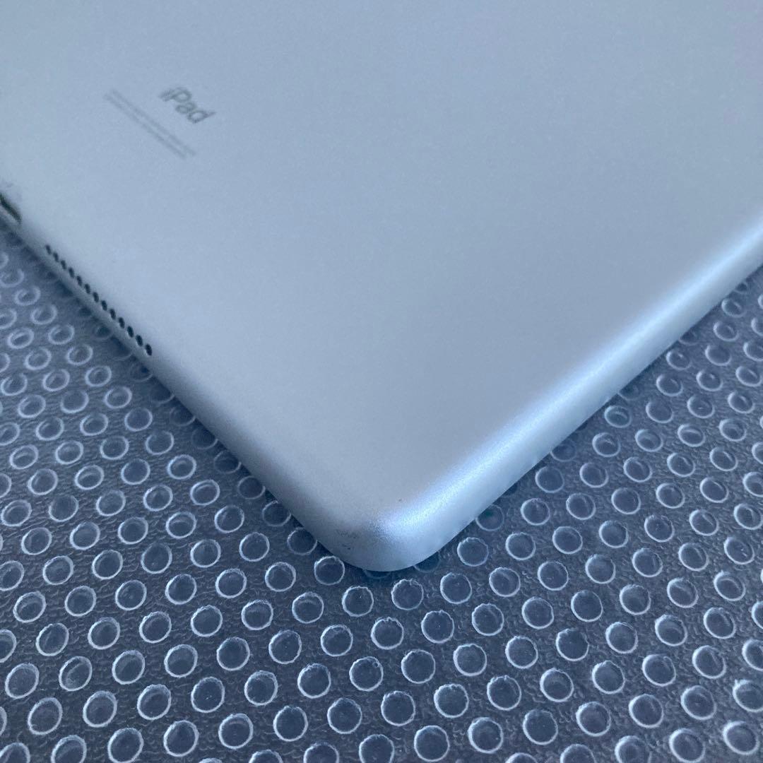 605【早い者勝ち】電池良好☆iPad8 第8世代 32GB WIFIモデル☆