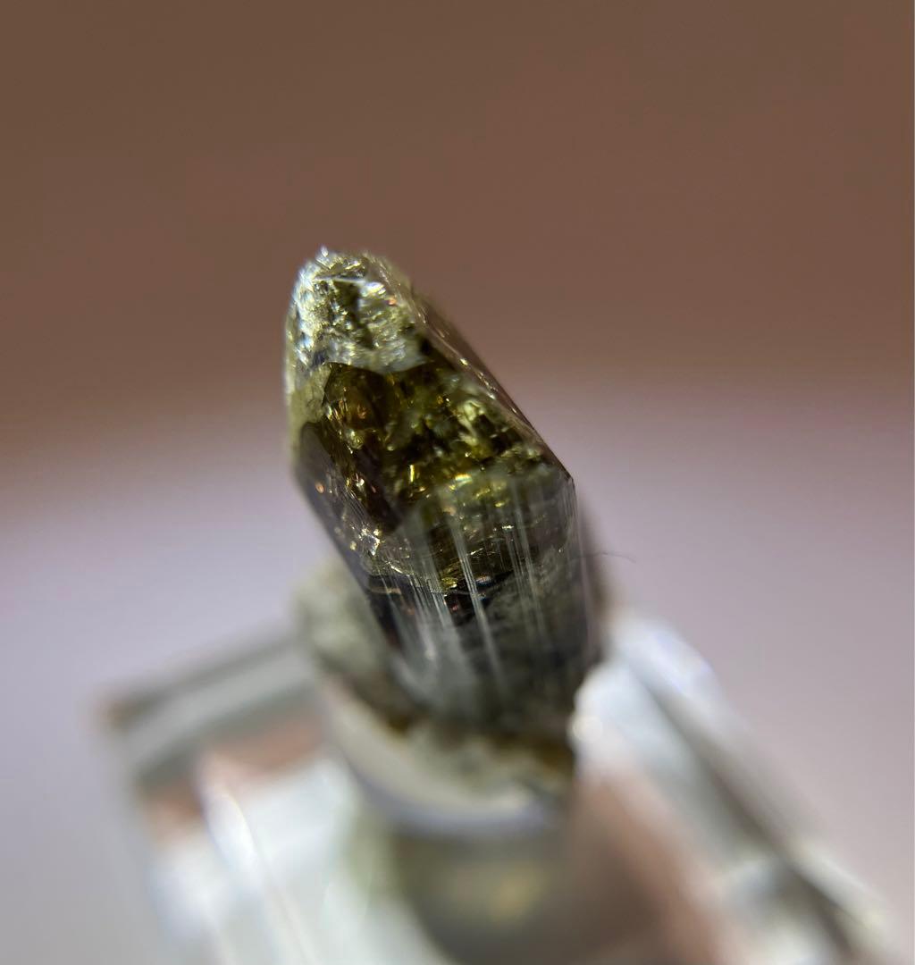 激レア　母岩付　タンザナイト　鉱物　鉱物標本　原石　tanzanite