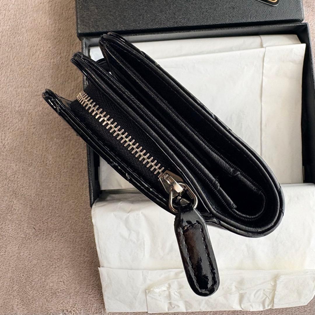 最終値下げ 《未使用》 CHANEL マトラッセ オールブラック 折り財布