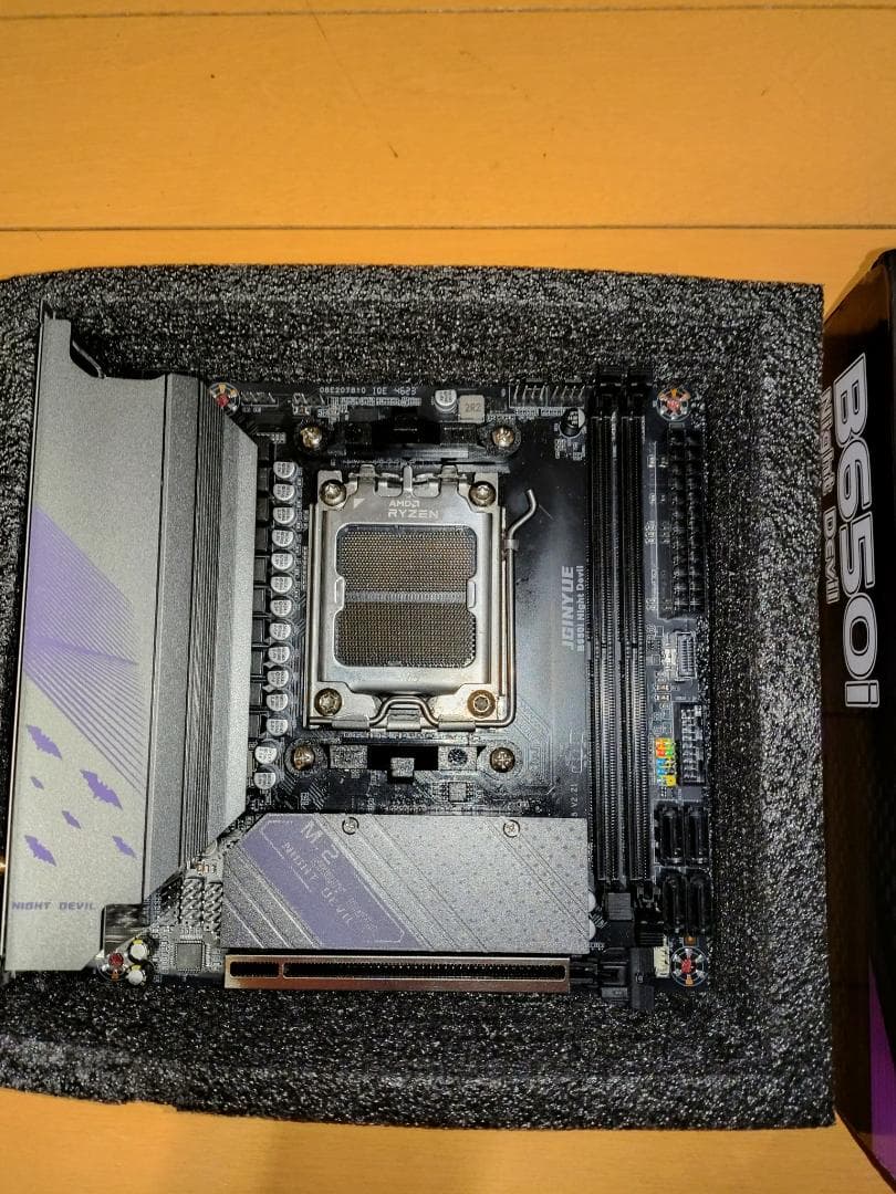 B650i Night Devil MiNi-ITX AM5 マザボ激安！訳あり