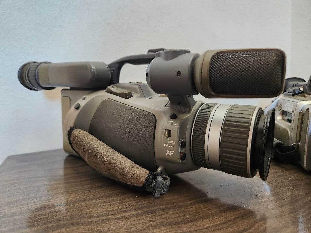 値下げ中Sony DCR-VX2000CCD-VX1HDR-HC3ビデオカメラ