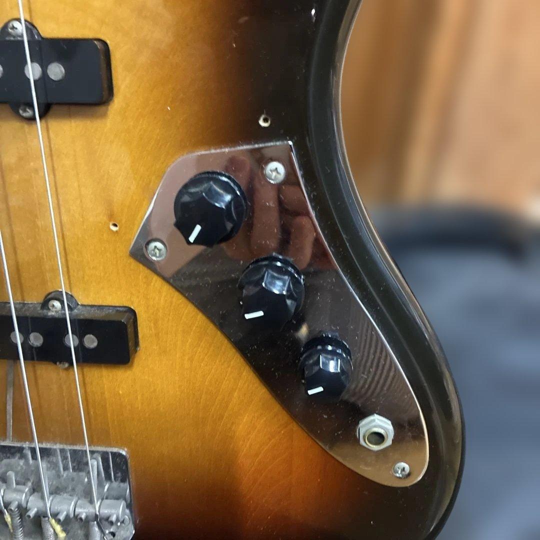 Fender Japan ジャズベース フレットレス ブラウンサンバースト
