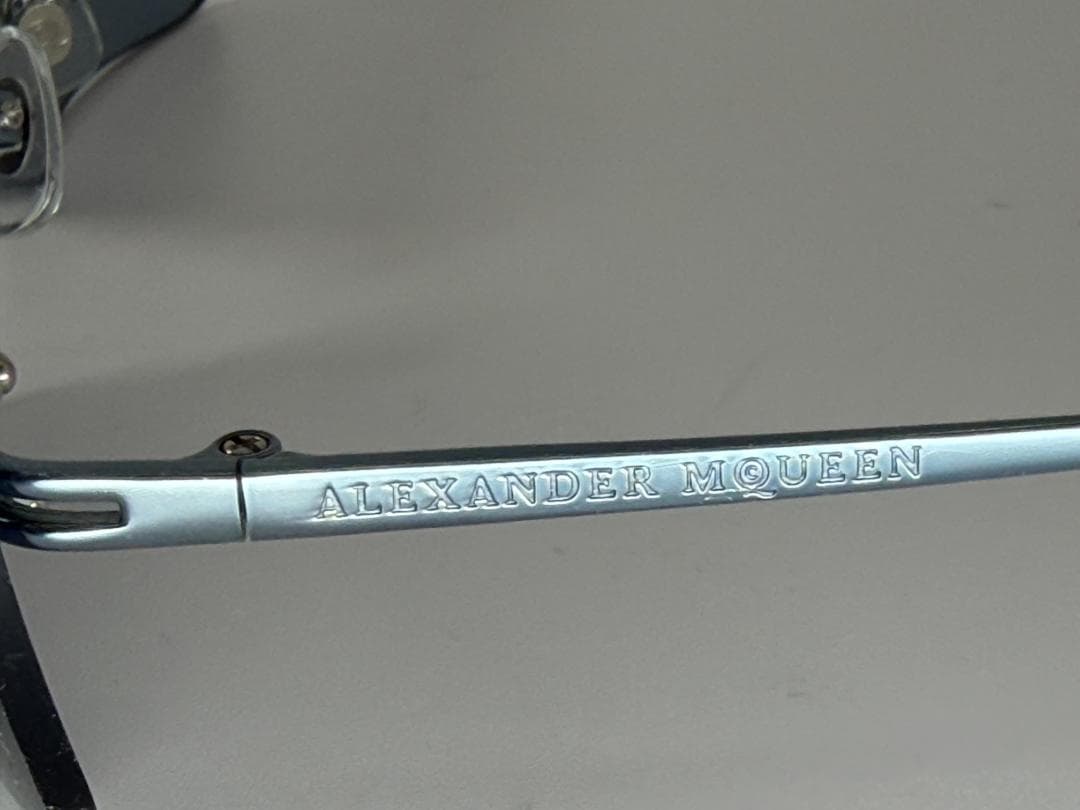 ALEXANDER McQUEEN ４２−００４７　未使用超美品