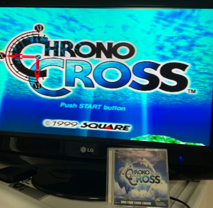 プレステ初代　SONY SCPH-7000 PlayStation ソフト4本