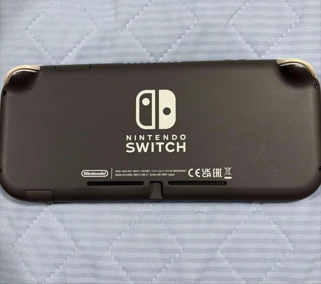 Nintendo Switch light ブラック