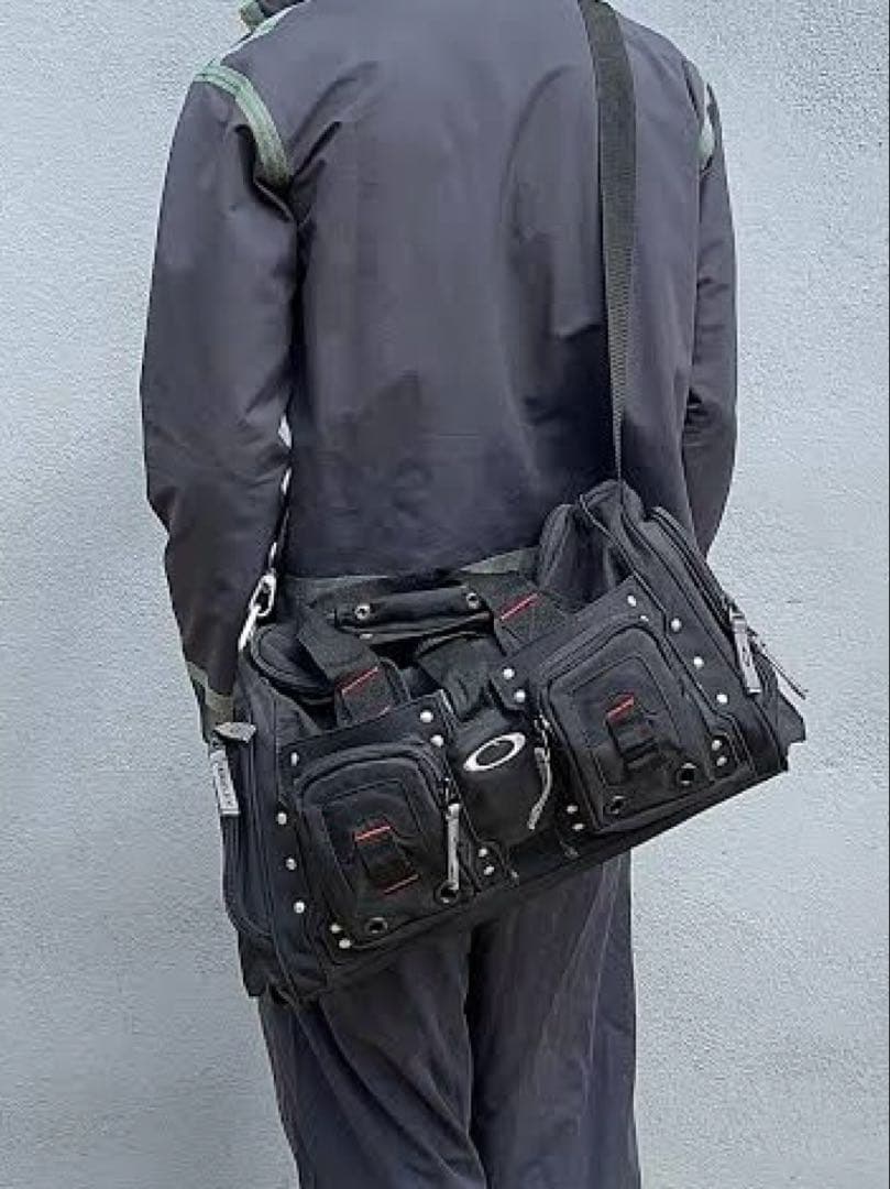 バッグ 00s OAKLEY Tactical Duffle Shoulder Bag