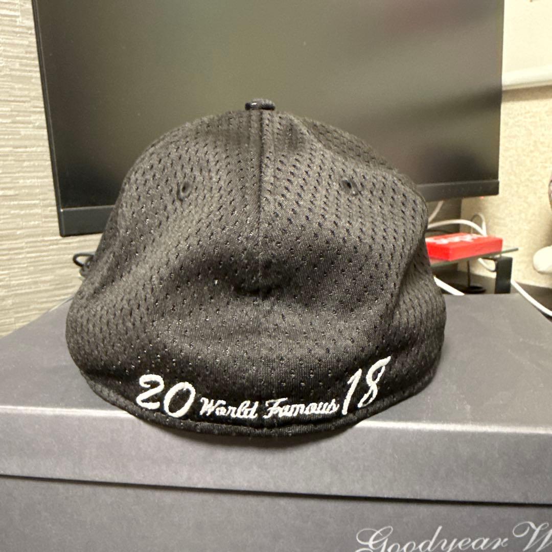 Supreme newera メッシュタイプ　7 8/3ブラック