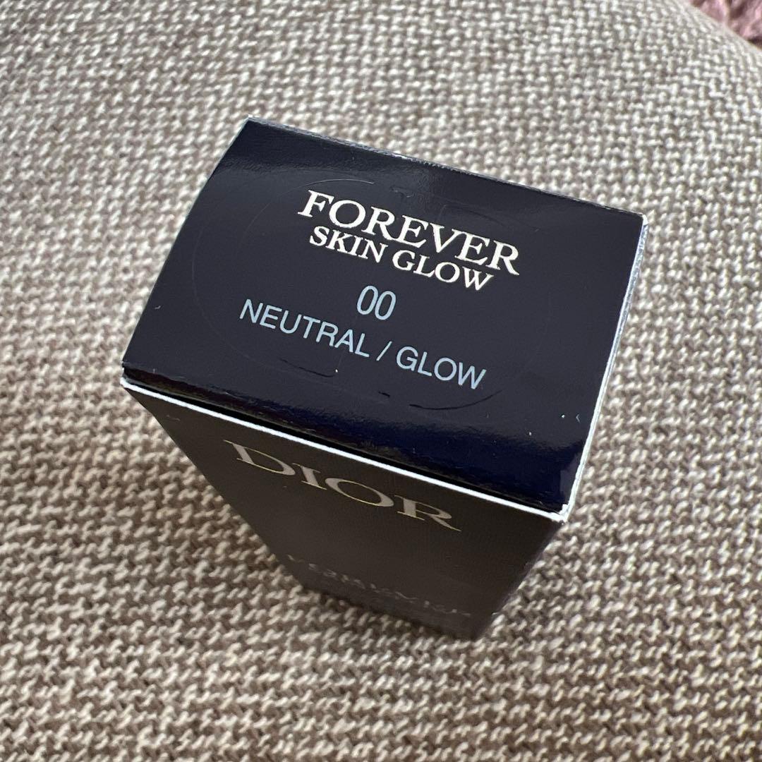 新品！Dior ディオールスキン フォーエヴァー フルイド グロウ00 30ml