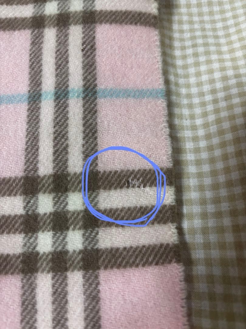 BURBERRYピンクマフラー