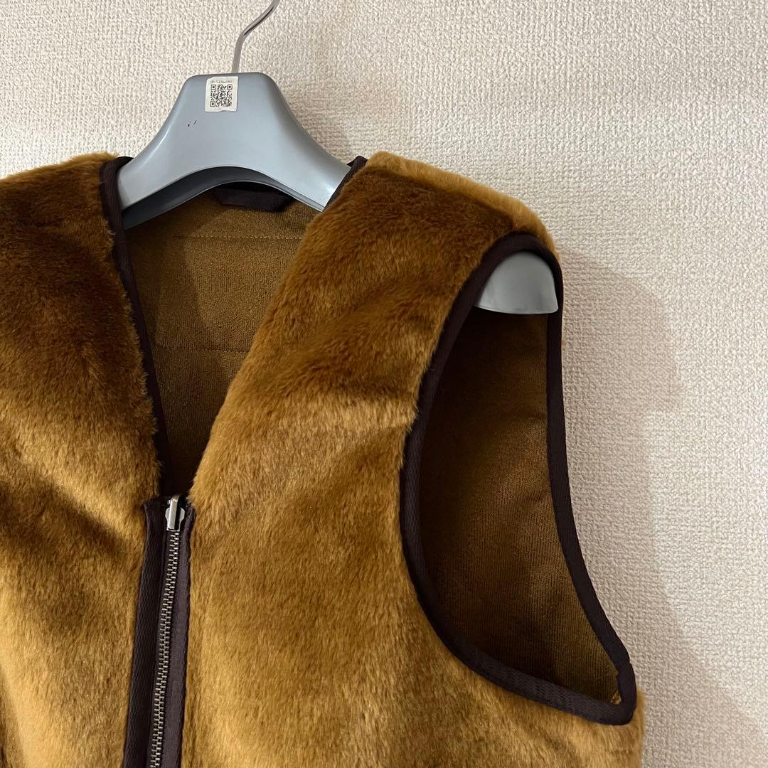 Barbour バブアー フロントジップ ファー ライナー ベスト