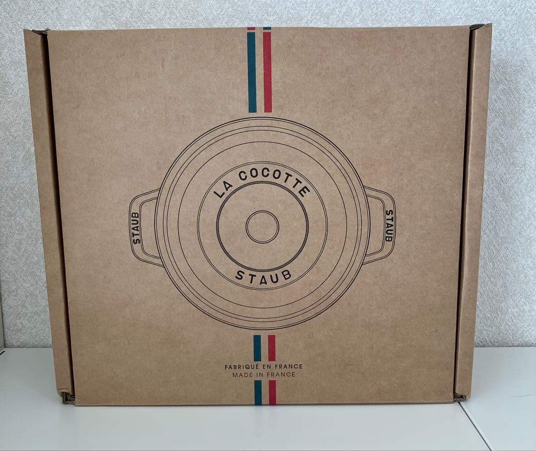 新品 staub ストウブ シャロー ココットラウンド ブラック 26cm