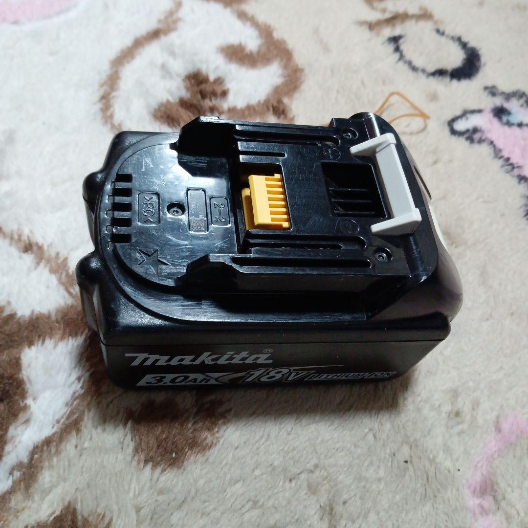 マキタ18V充電式クリーナCL182FD　純正バッテリー 充電器 サイクロン付