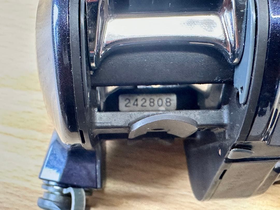 ダイワ 電動リール LEOBRITZ 200J 美品
