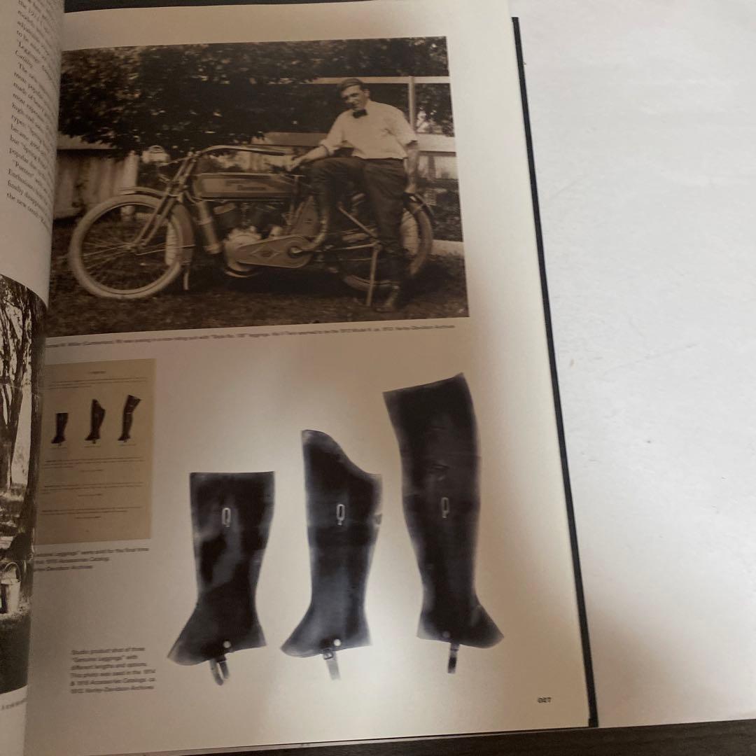 ハーレーダビッドソン　1910から1950年　スナップ写真集