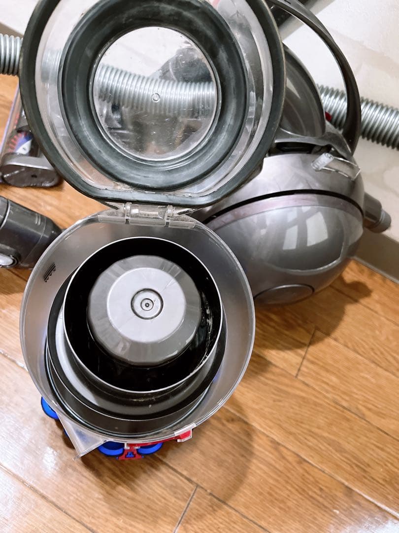 【日曜までセール中】ダイソン　キャニスター掃除機 タービンヘッド　DC46