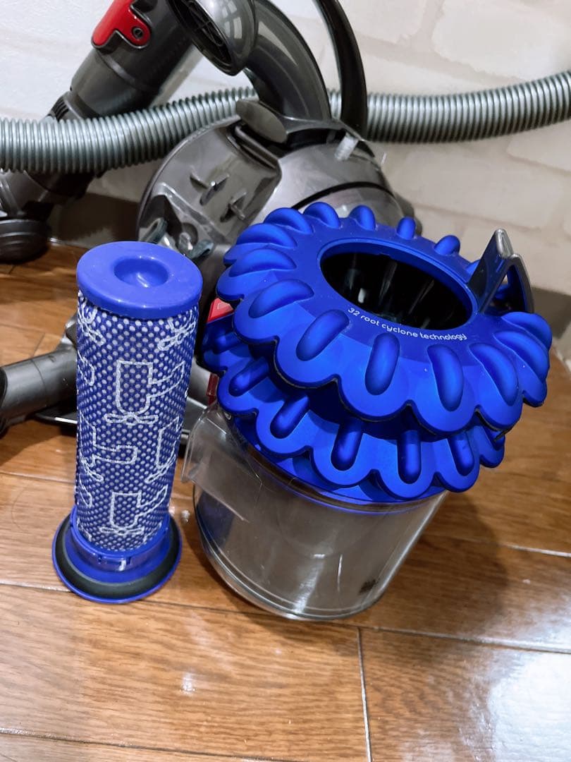【日曜までセール中】ダイソン　キャニスター掃除機 タービンヘッド　DC46