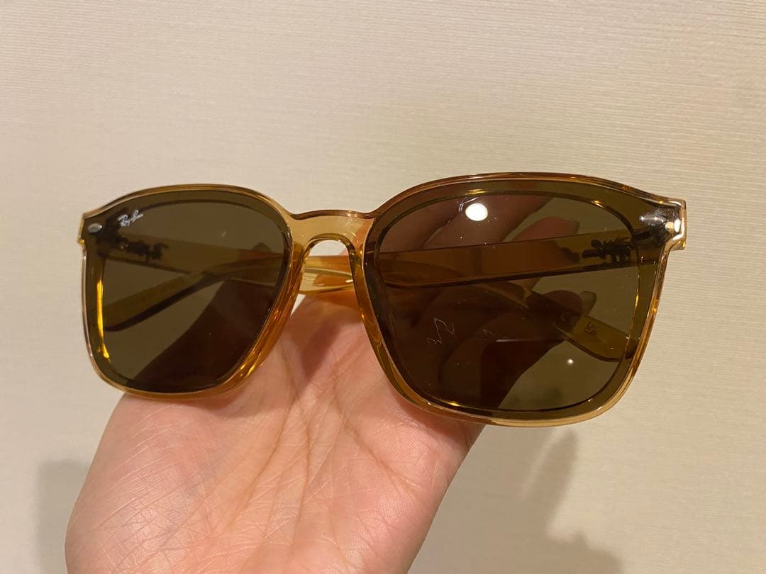 *お値下げ中* Ray-Ban RB4392D 6476/73 サングラス 茶色