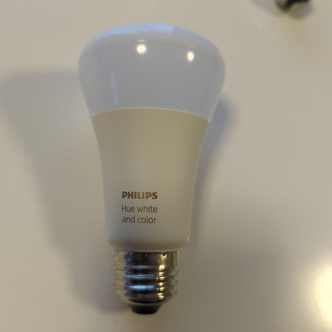 こうPHILIPS Hue white and color LED電球2個