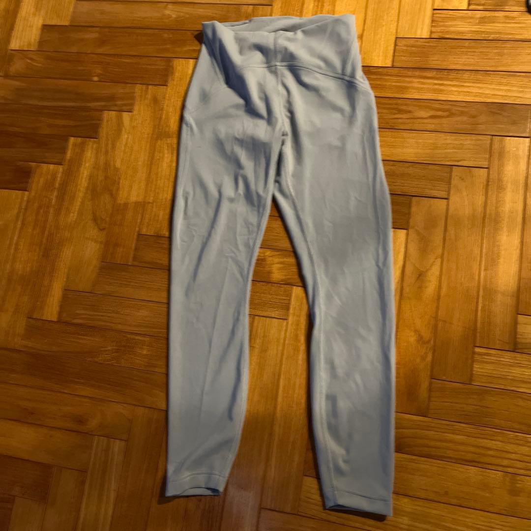 Lululemon ヨガウェアセット ライトグレー