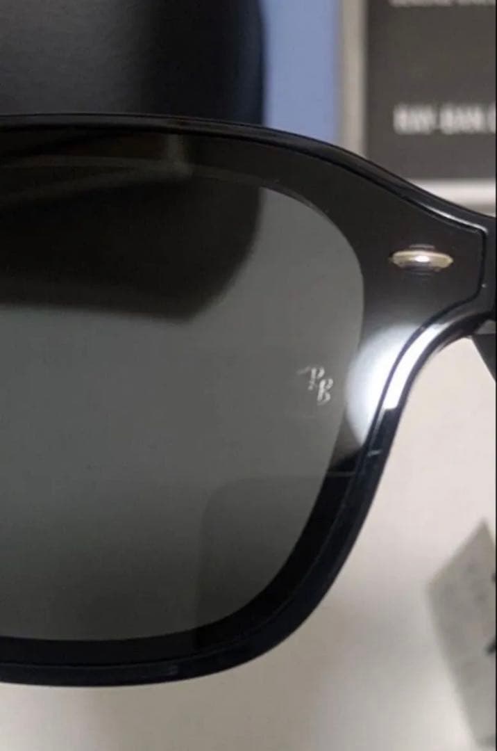 【新品】最安値　レイバン RB4392D ダークグレー RayBan サングラス