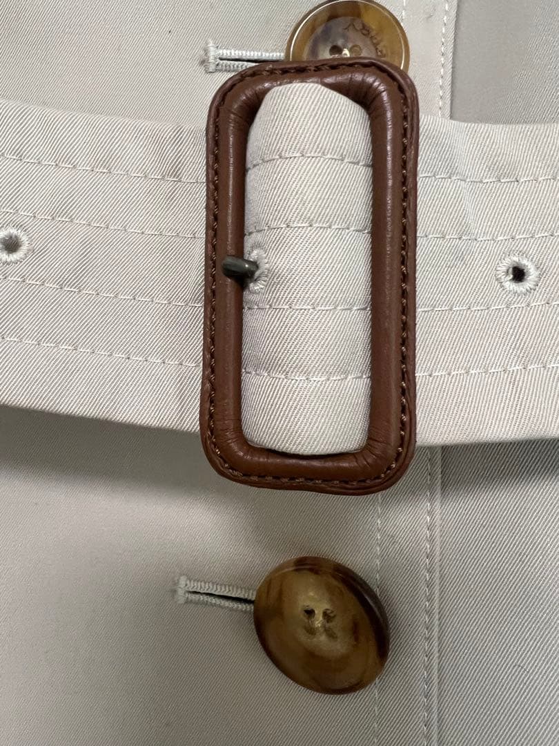 美品　BURBERRY アイボリー トレンチコート 36 バーバリー　ベージュ
