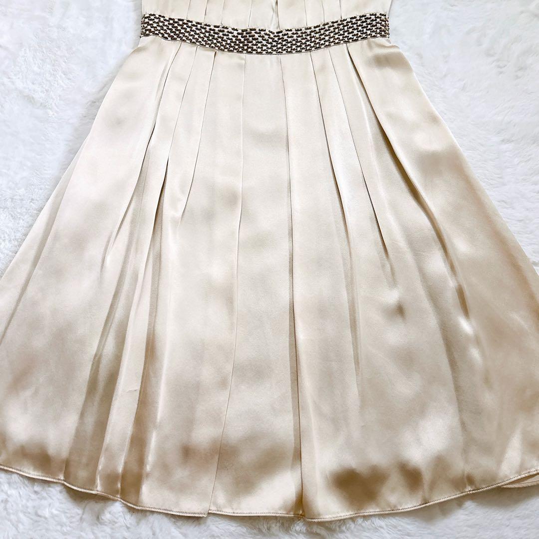 新品 ANAYI シルク100% タック フレアワンピース ビーズ装飾 ベージュ