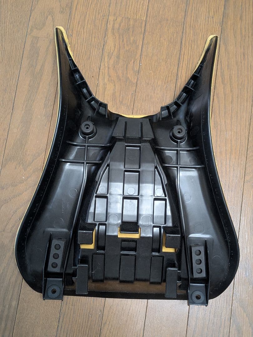 VFR800F(2019)　ノーマルシート　剥き身　中古