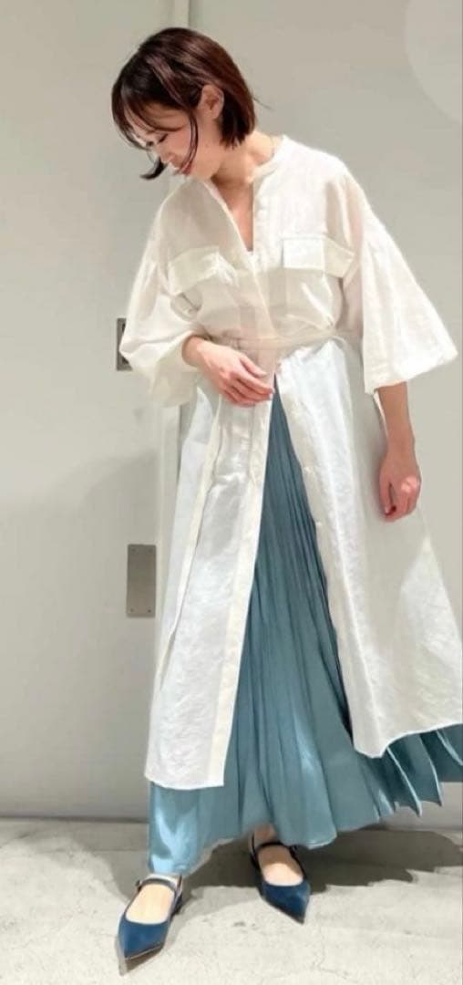 新品定価3万1er arrondissement サテンランダムプリーツスカート