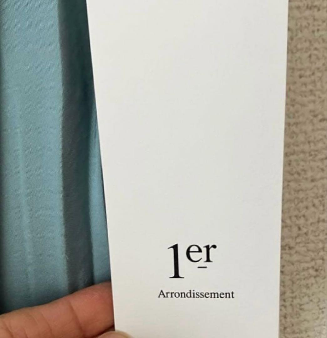 新品定価3万1er arrondissement サテンランダムプリーツスカート