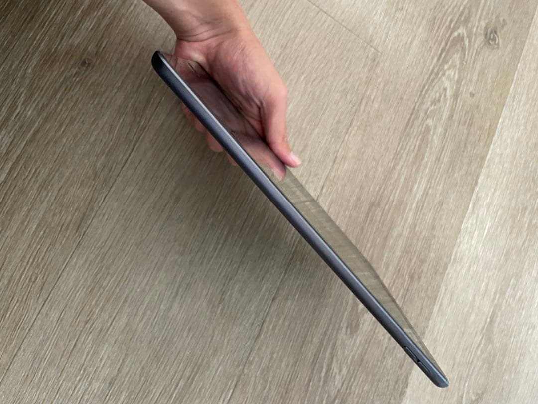 iPad (第9世代) ブラック