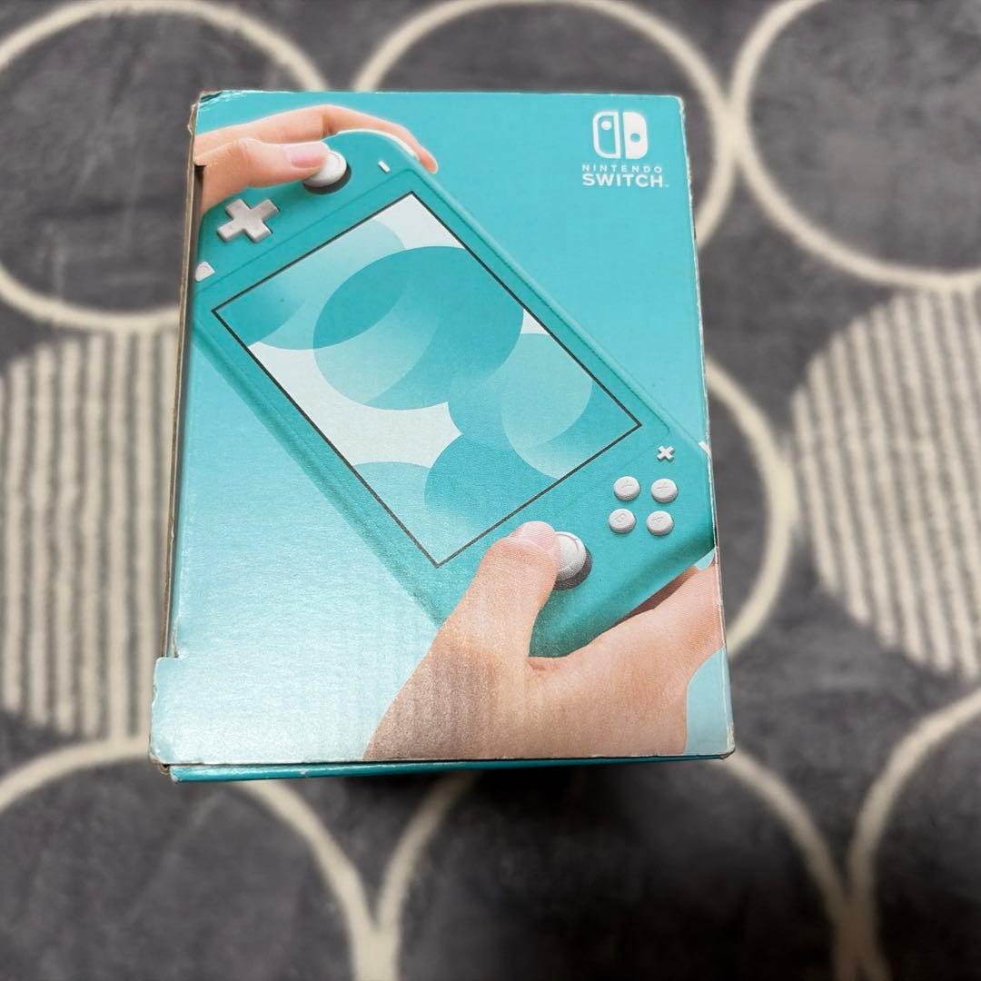 ジャンク品　Nintendo Switch Lite 充電器と箱付き