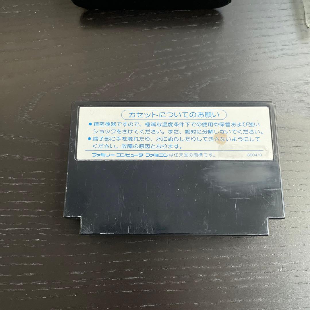 ゾンビハンター ファミコンカセット  箱 説明書付