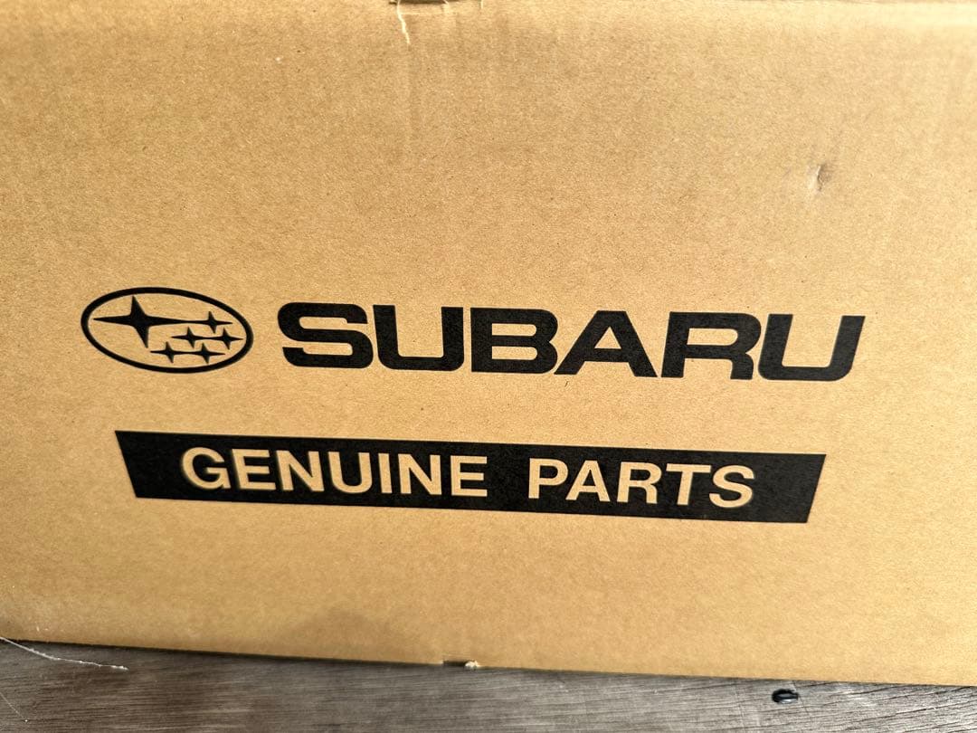 B*い様 スバル ホイール 18×7 1/2J 48 STF8 E14 ENKE