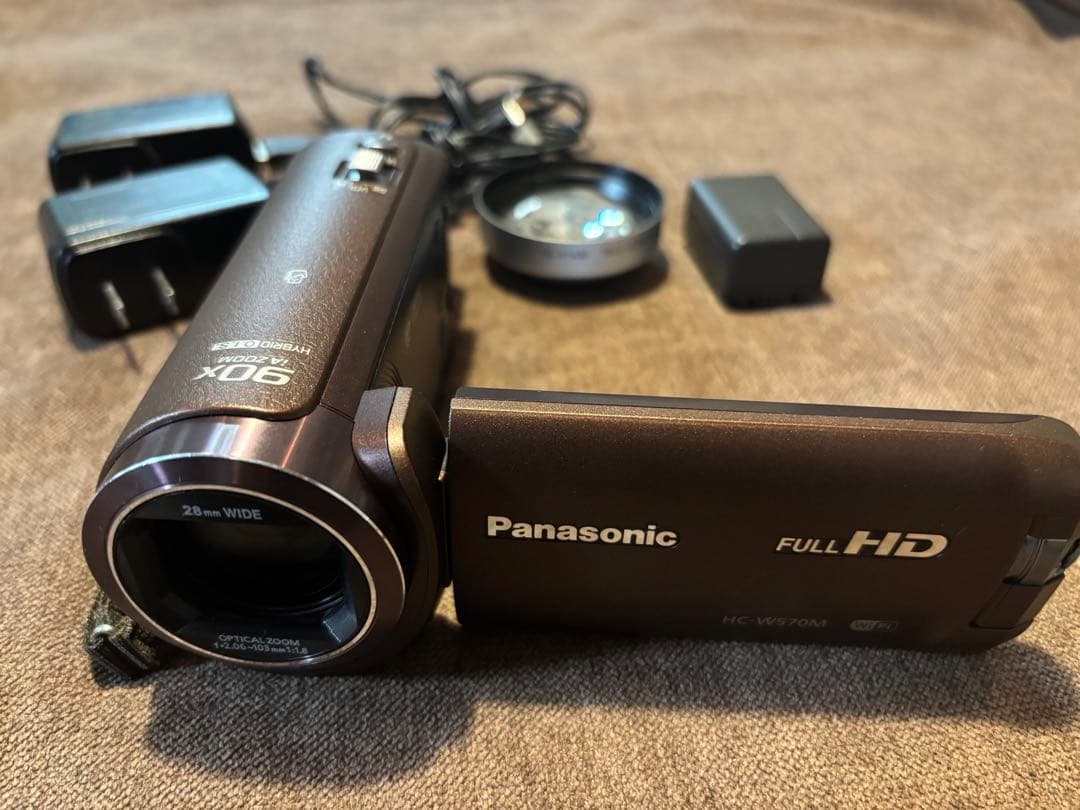 望遠レンズ付きPanasonic HC-V570M フルHDビデオカメラ