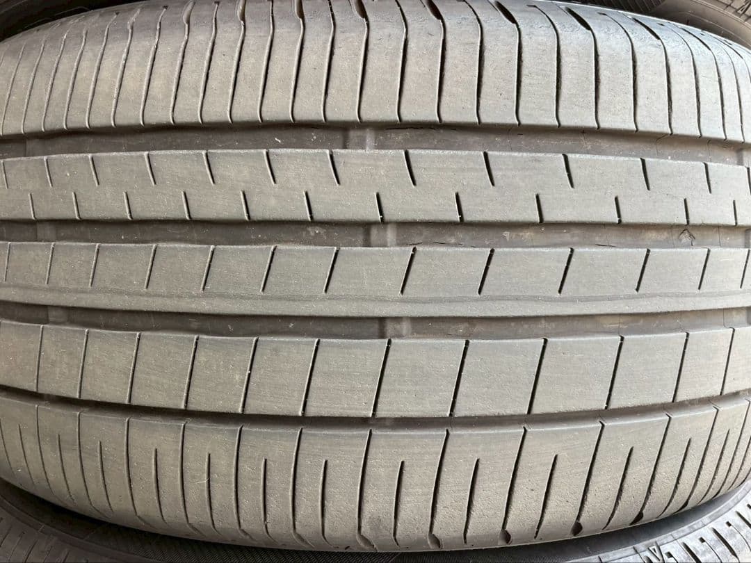 よ*い様 ダンロップ 225/50R17 バリ山 夏タイヤ サイレントコア 4本