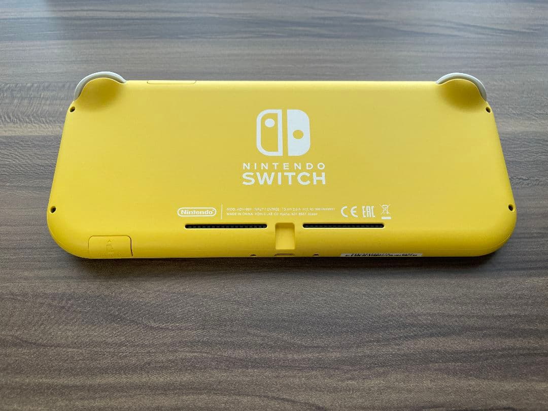 Nintendo Switch Lite 本体 イエロー 充電器・SDカード付き
