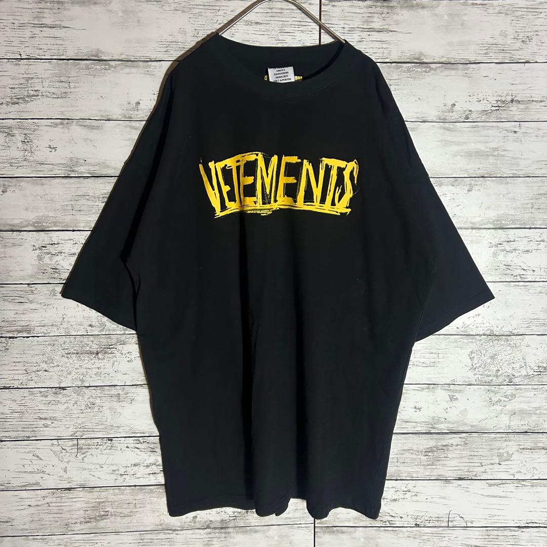 【人気デザイン】ヴェトモン☆センタービッグロゴ☆ワールドツアーTシャツ☆Lサイズ