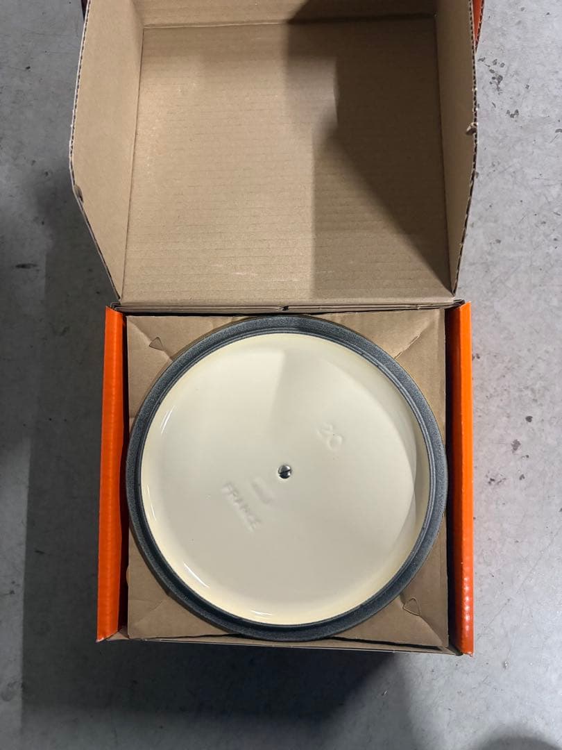 美品】ルクルーゼ ココットロンド 20cm ミモザ 鍋 LE CREUSET