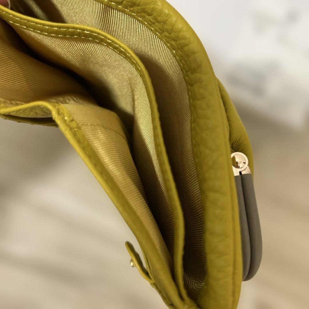 未使用　ear PAPILLONNER イアパピヨネ がま口折り財布