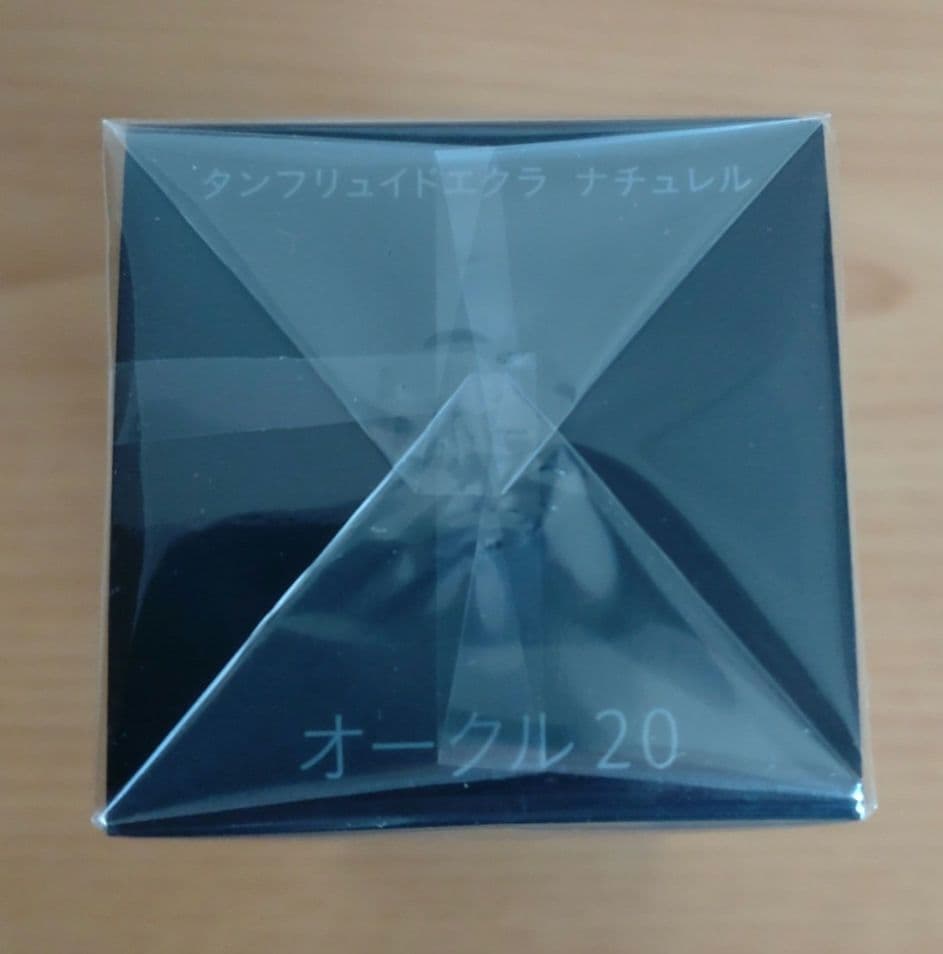 クレ・ド・ポー ボーテ タンフリュイドエクラ ナチュレル オークル20 35ml