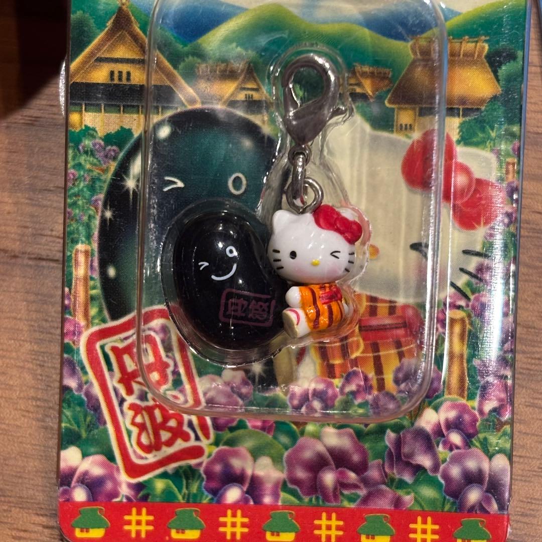 ご当地キティ ジッパーチャーム 12体セット