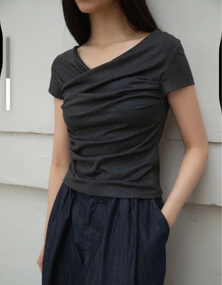 【OHOTORO】2way shirring half top グレー、黒