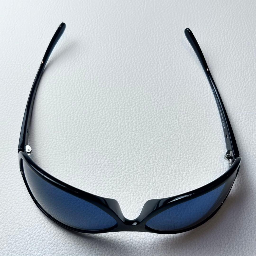 【PRADA サングラス SPR 14G】ブラック　ブルー　GACKT着用