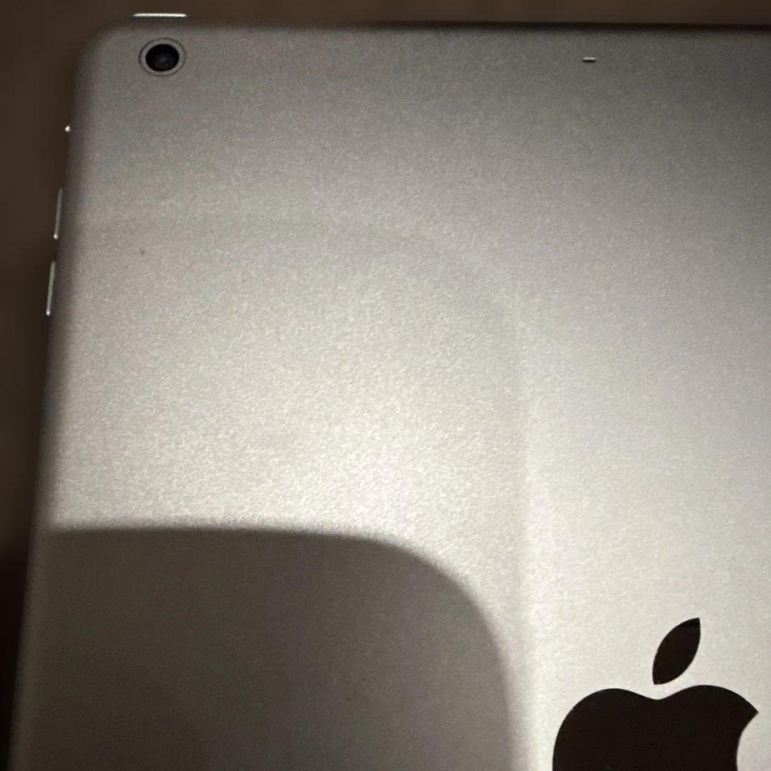 K3-20 iPad Air 第1世代 本体 64GB WiFi