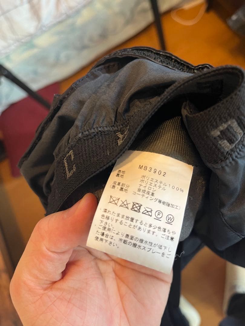 Burton スノーボードジャケット　241 パンツ