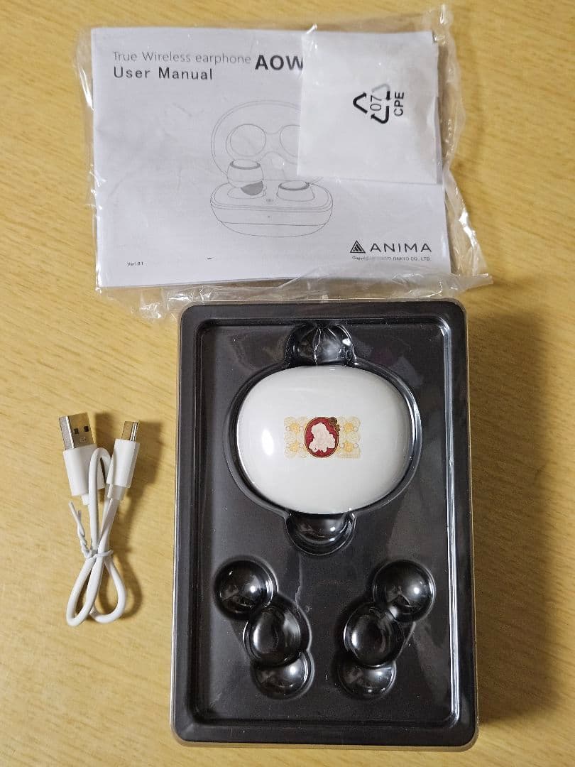 ONKYO ベルサイユのばら ワイヤレスイヤホン（ケースカバーのおまけ付き）