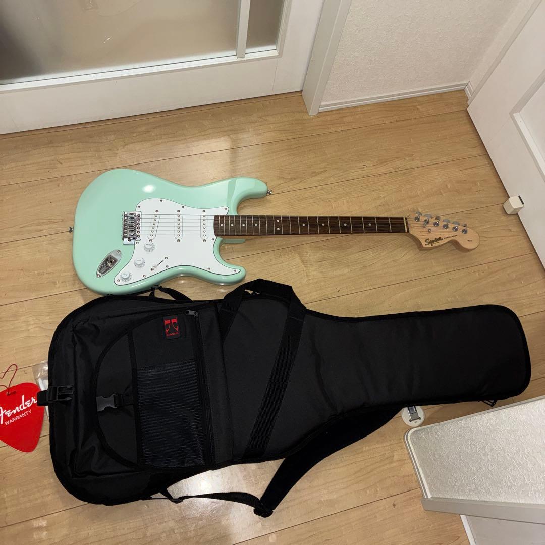 ほぼ新品Squier Affinity Stratocaster サーフグリーン