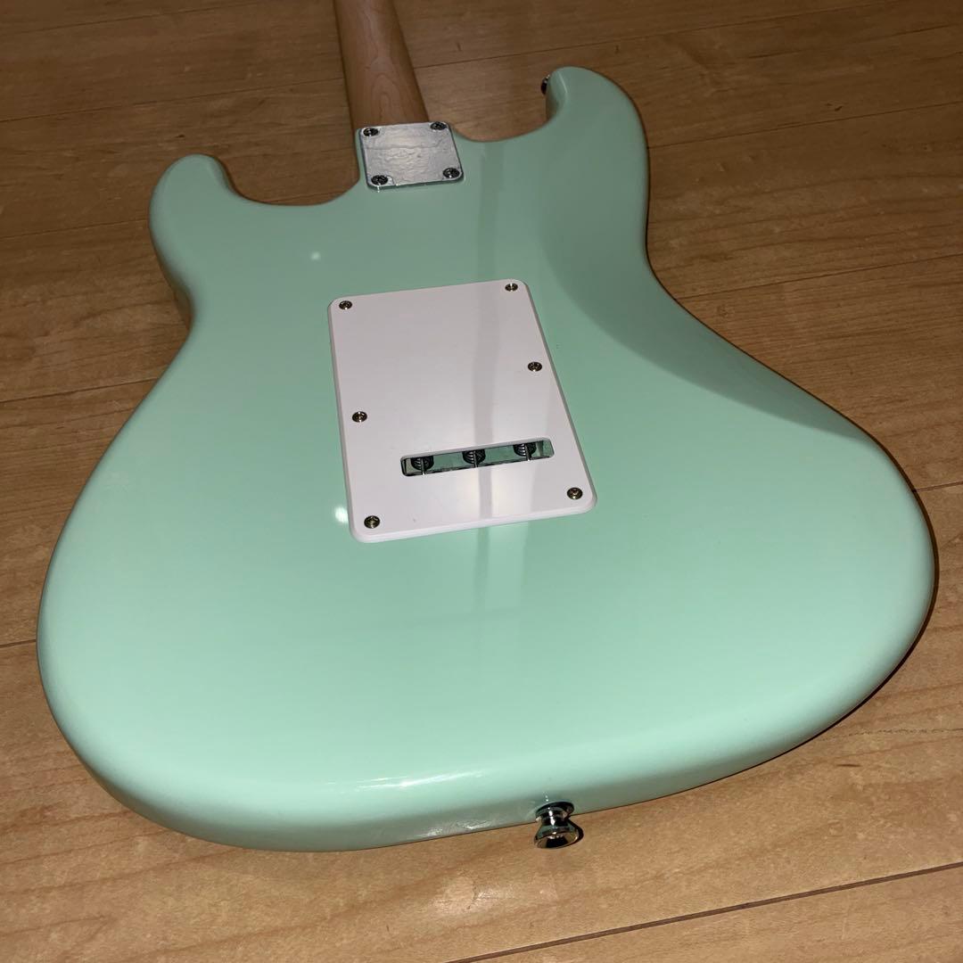 ほぼ新品Squier Affinity Stratocaster サーフグリーン