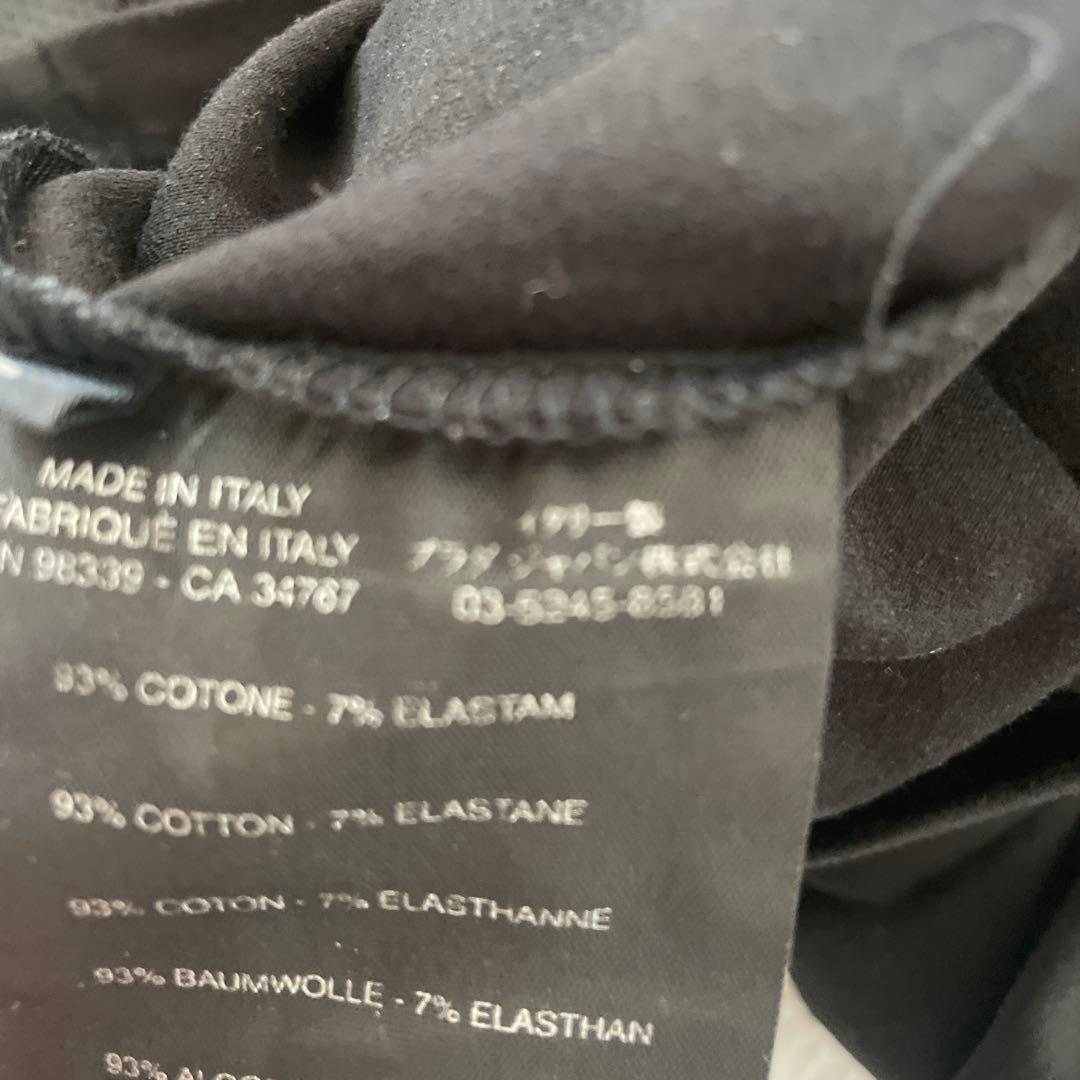 PRADA ブラック Vネック ポロシャツ　レディース